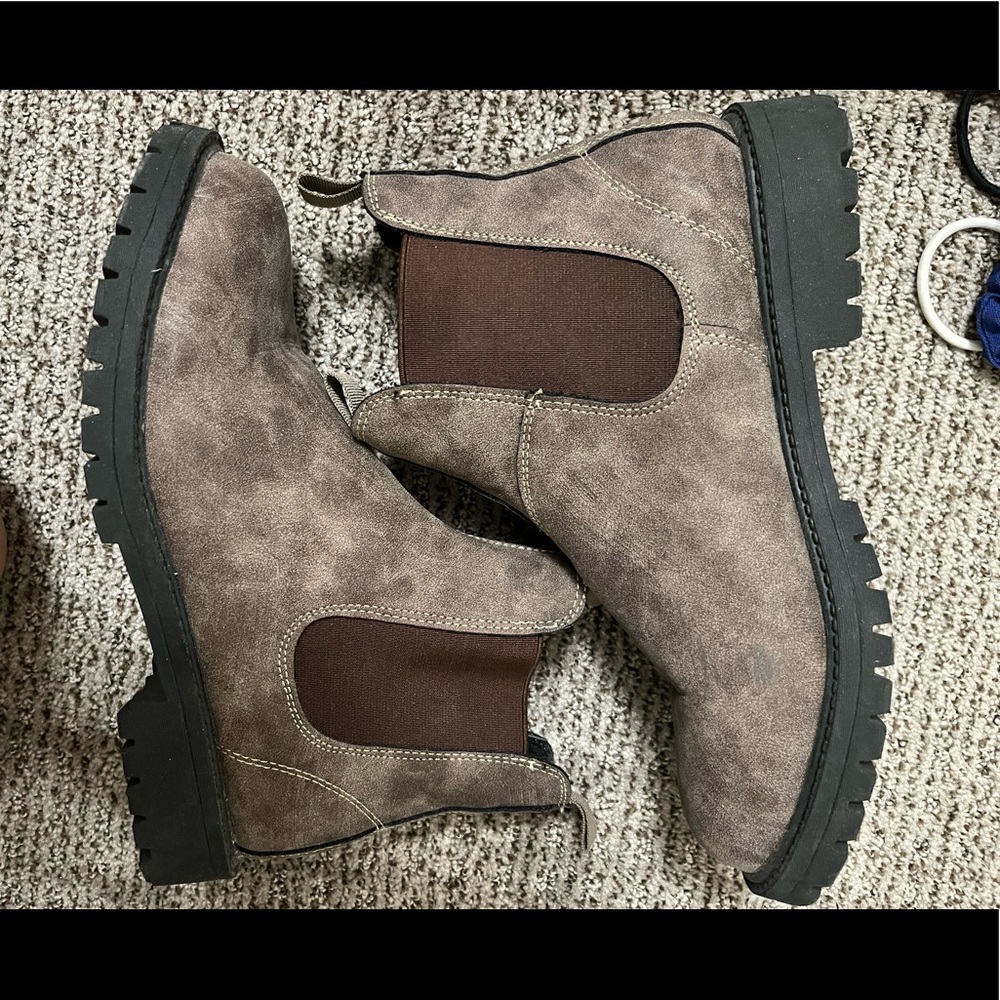 brown boots